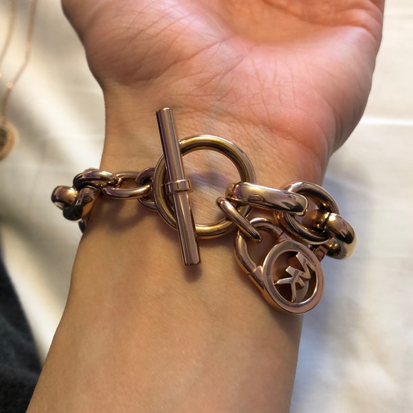 Michael Kors chain bracelet - Picture 3 of 4